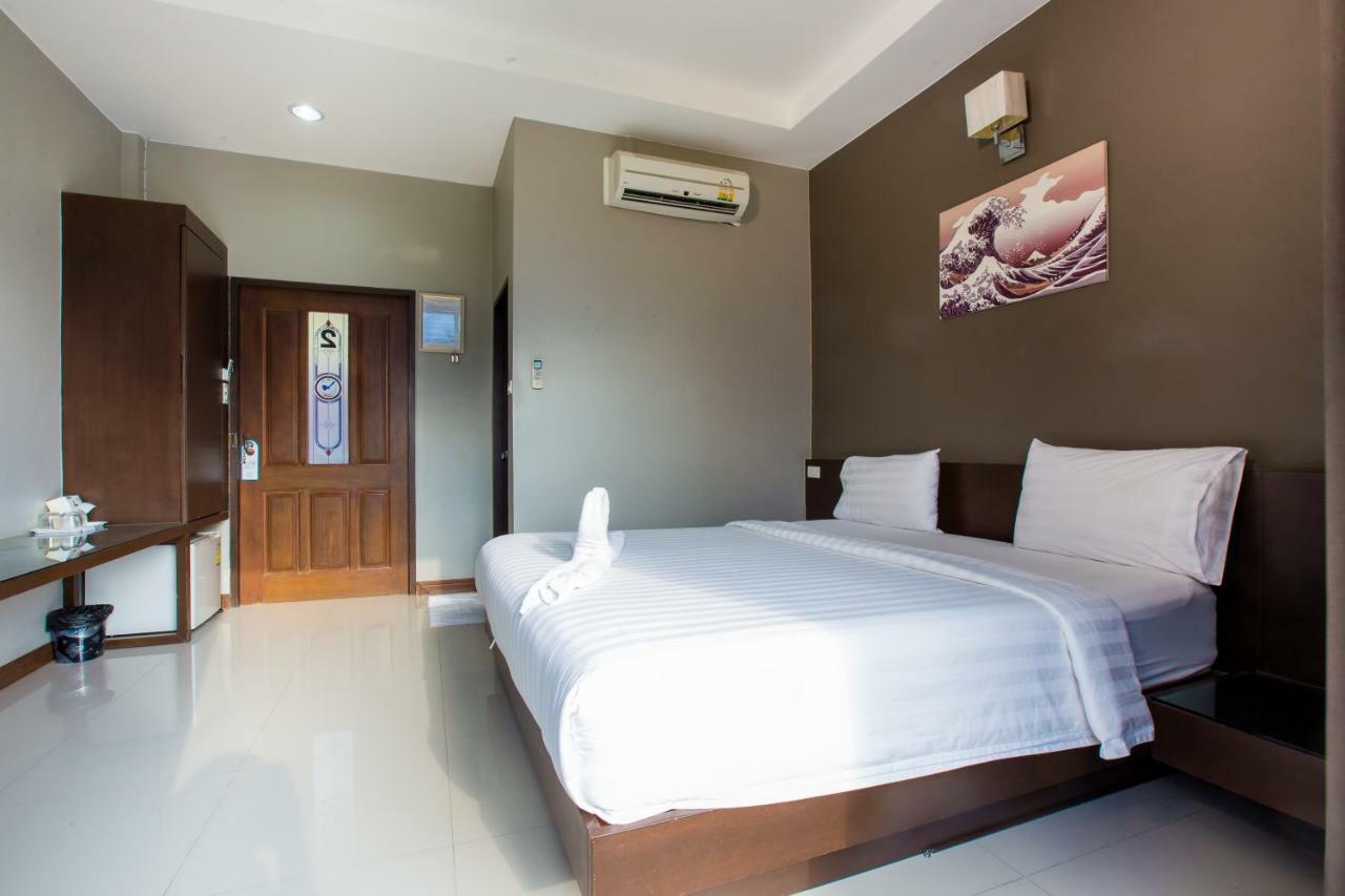 Jintana Resort Buriram Extérieur photo