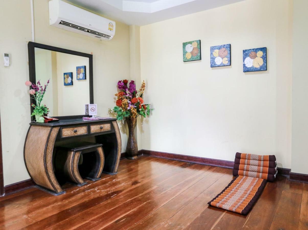 Jintana Resort Buriram Extérieur photo