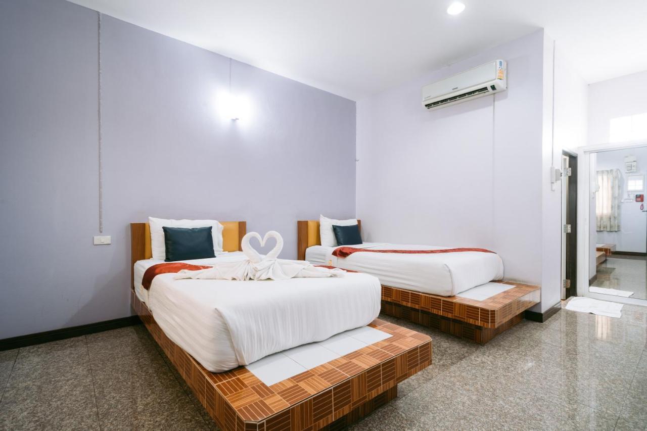 Jintana Resort Buriram Extérieur photo