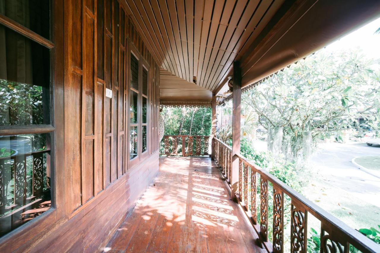 Jintana Resort Buriram Extérieur photo