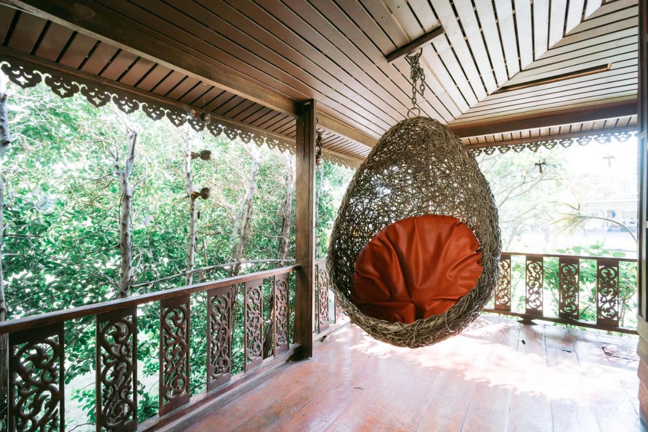 Jintana Resort Buriram Extérieur photo